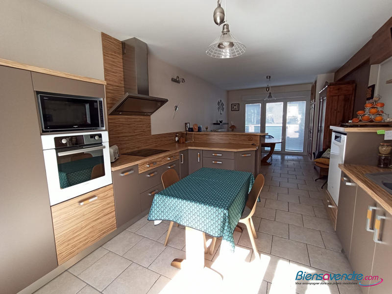 Maison - 150 m² - 6 pièces