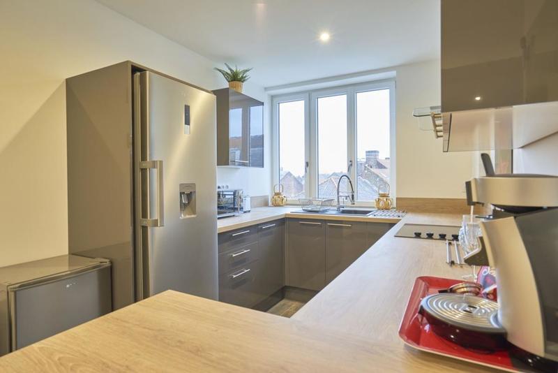 Appartement - 100 m² - 6 pièces