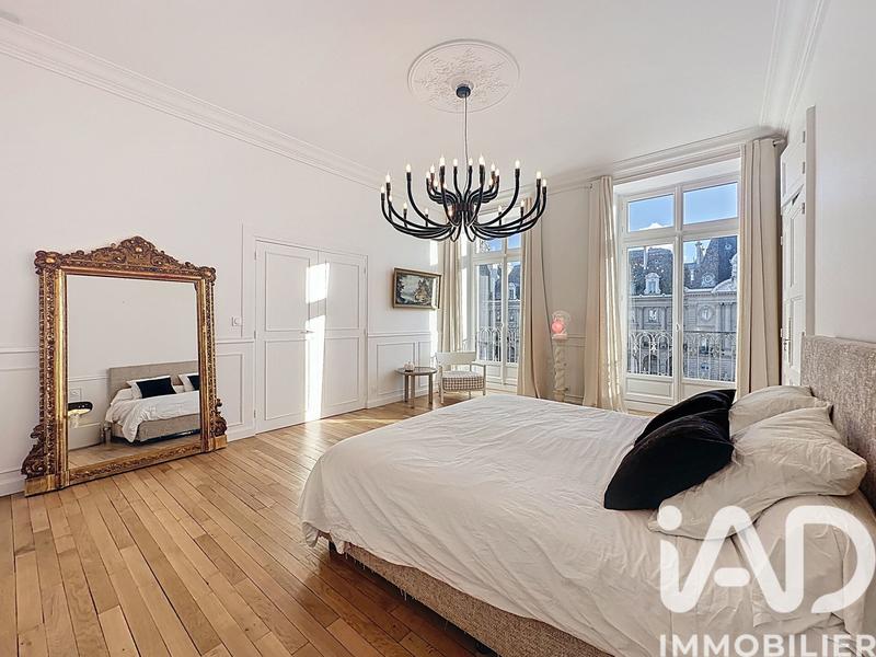 Appartement - 153 m² - 4 pièces