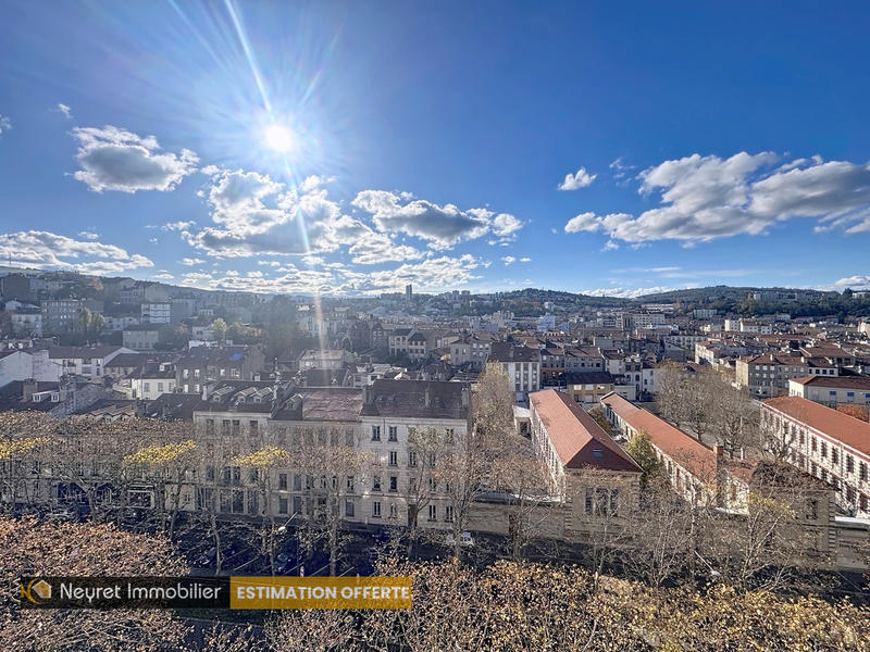 Appartement - 112 m² - 5 pièces