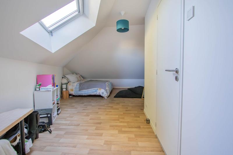 Maison - 110 m² - 6 pièces