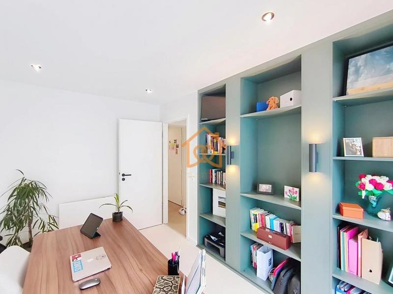 Appartement - 80 m² - 4 pièces