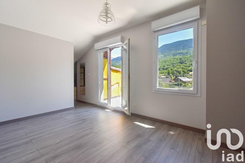 Appartement - 120 m² - 4 pièces