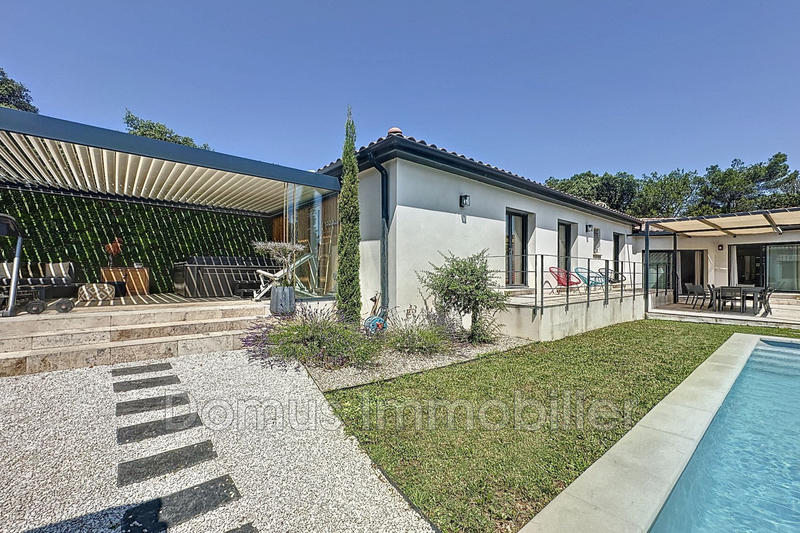 Maison - 165 m² - 6 pièces