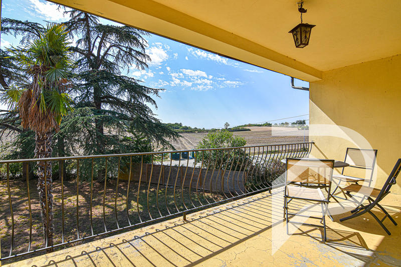 Maison - 184 m² - 6 pièces