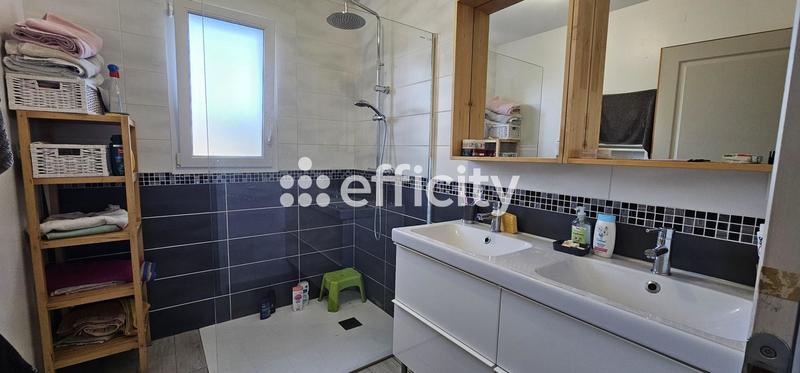 Pavillon - 123 m² - 6 pièces