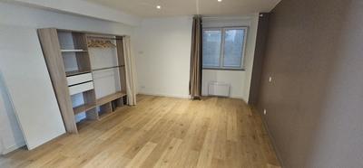 Maison de bourg - 150 m² - 6 pièces