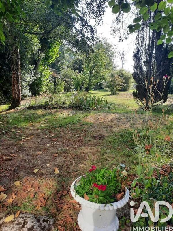 Maison - 300 m² - 9 pièces