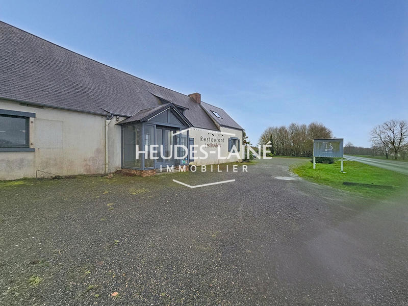 Maison - 250 m² - 5 pièces