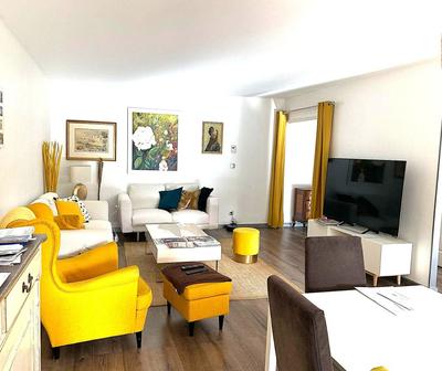 Appartement - 100 m² - 4 pièces