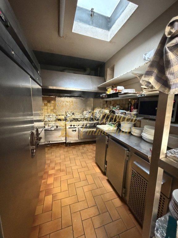 Local commercial - 100 m²