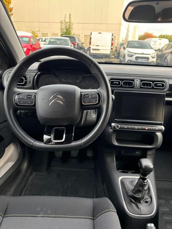 Citroën C3 III 1.2 Puretech 110 s&amp;S 6cv Shine Business Bv6