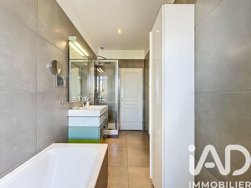 Appartement - 110 m² - 5 pièces