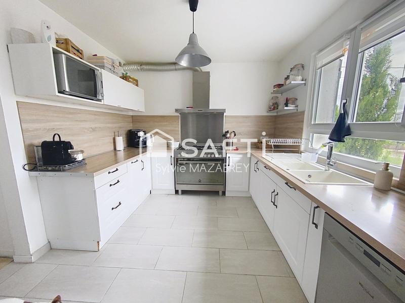 Maison - 122 m² - 5 pièces