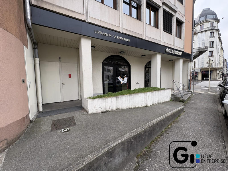 Local commercial - 165 m²