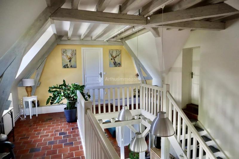 Maison - 274 m² - 6 pièces