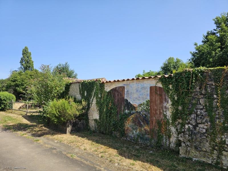 Maison en pierre - 140 m² - 9 pièces