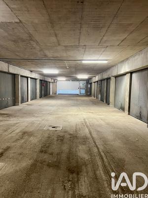 Parking - 12 m²