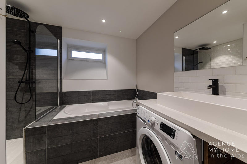 Appartement - 87 m² - 4 pièces