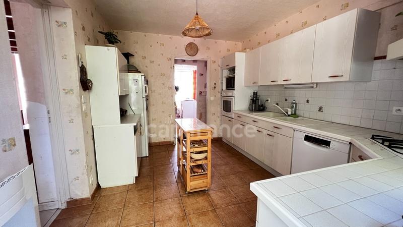 Maison - 170 m² - 6 pièces