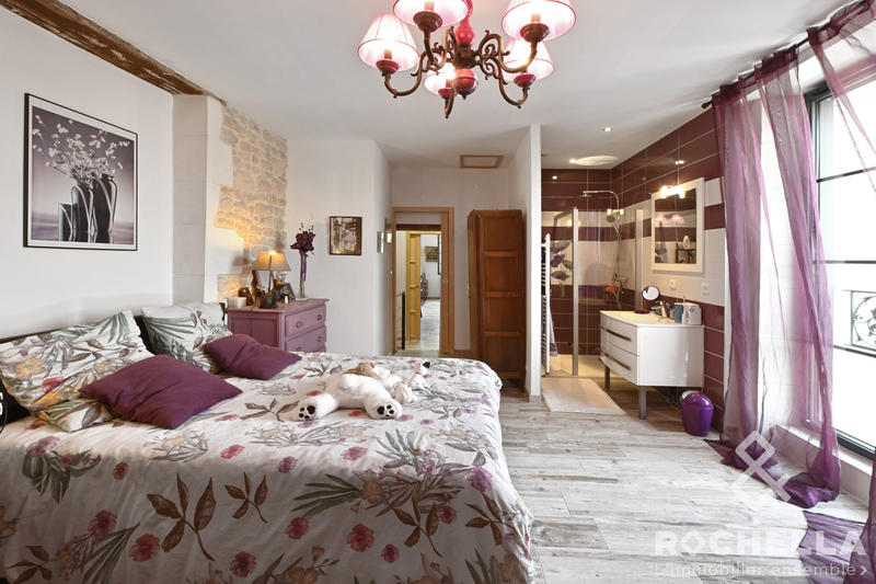 Maison contemporaine - 269 m² - 8 pièces