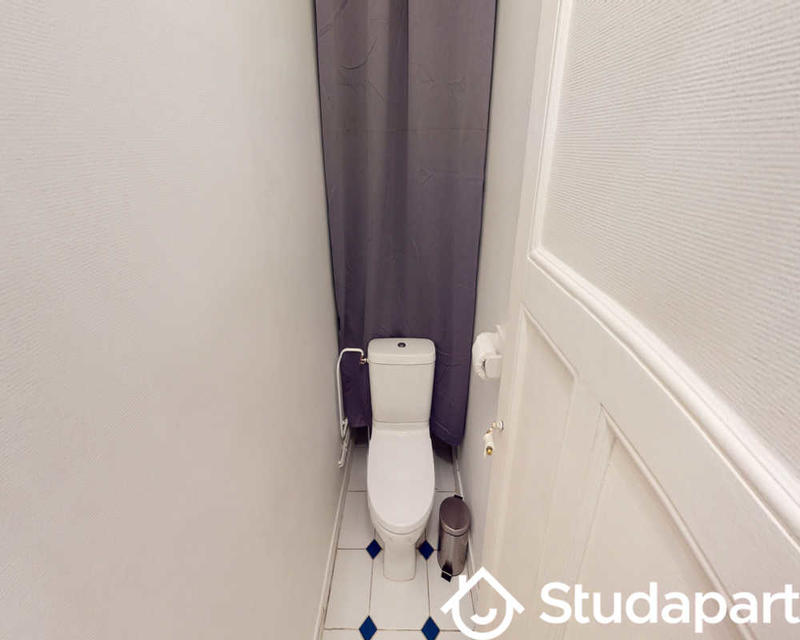 Chambre - 120 m² - 1 pièce