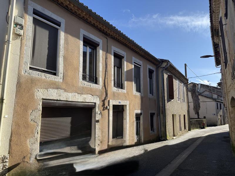 Maison de village - 230 m² - 8 pièces