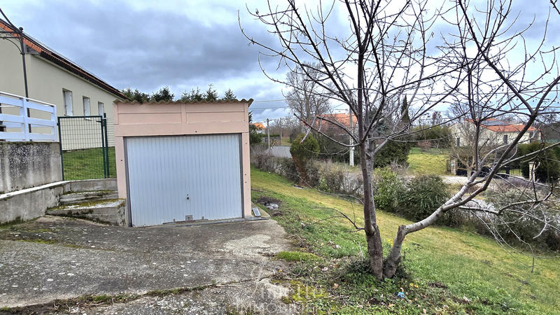 Maison - 180 m² - 5 pièces