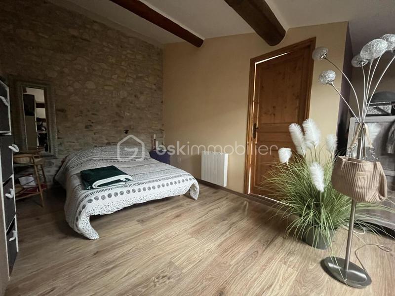 Maison de village - 100 m² - 4 pièces