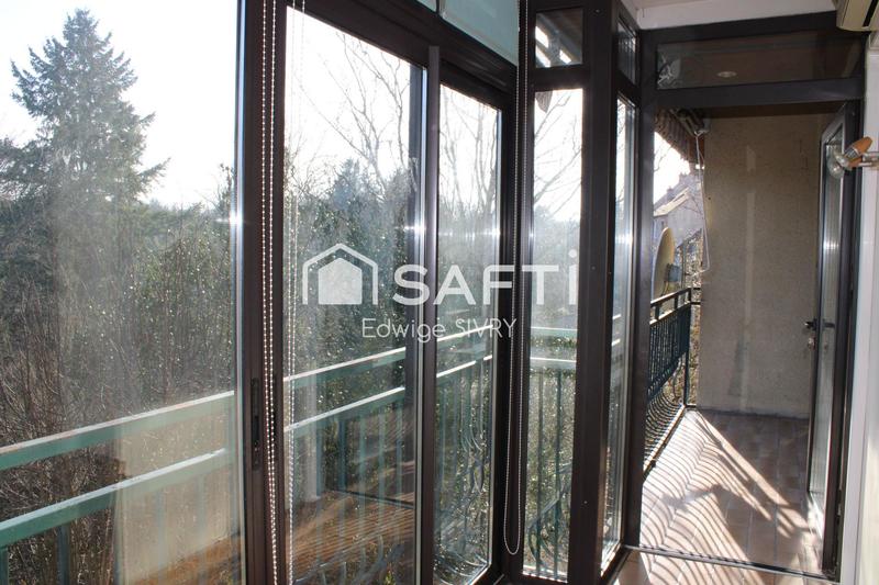 Maison - 186 m² - 9 pièces