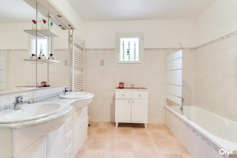 Villa - 146 m² - 4 pièces