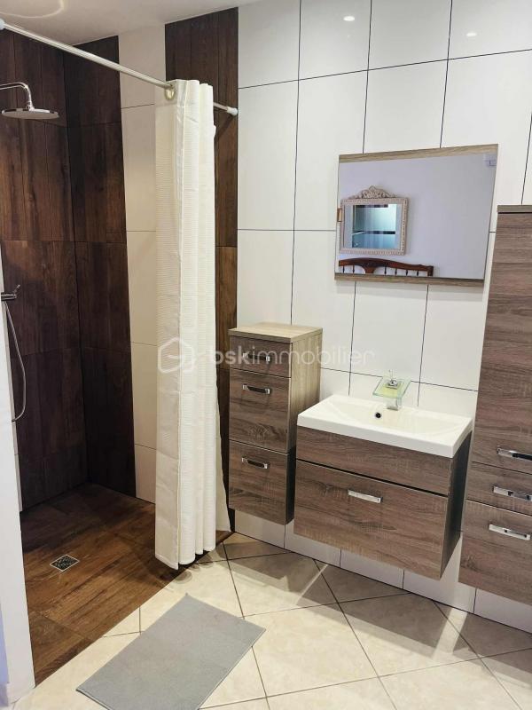 Villa - 193 m² - 7 pièces