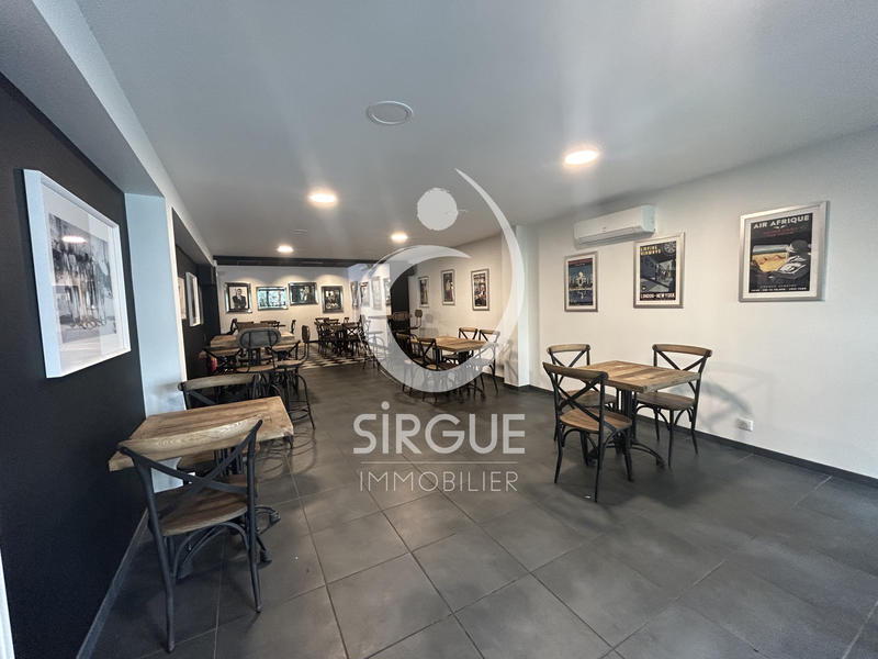 Fonds de commerce - Magasins - 160 m²