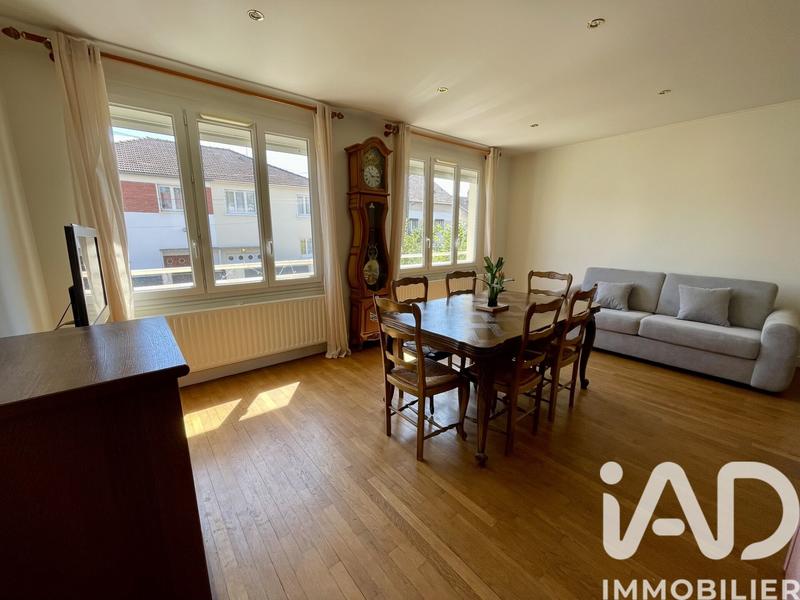 Maison - 102 m² - 5 pièces