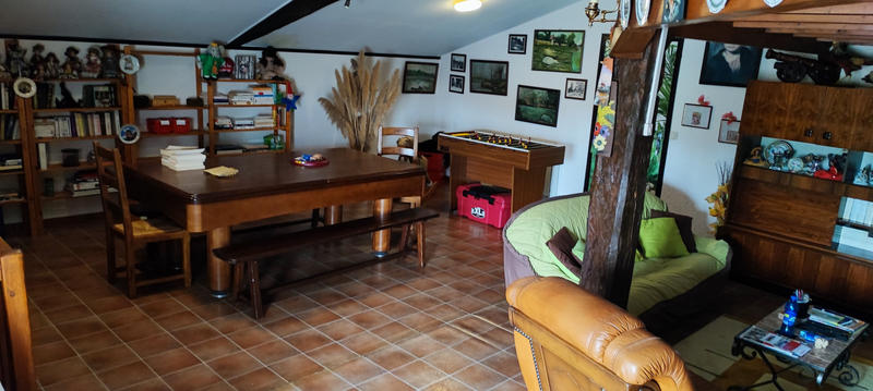 Maison - 160 m² - 5 pièces