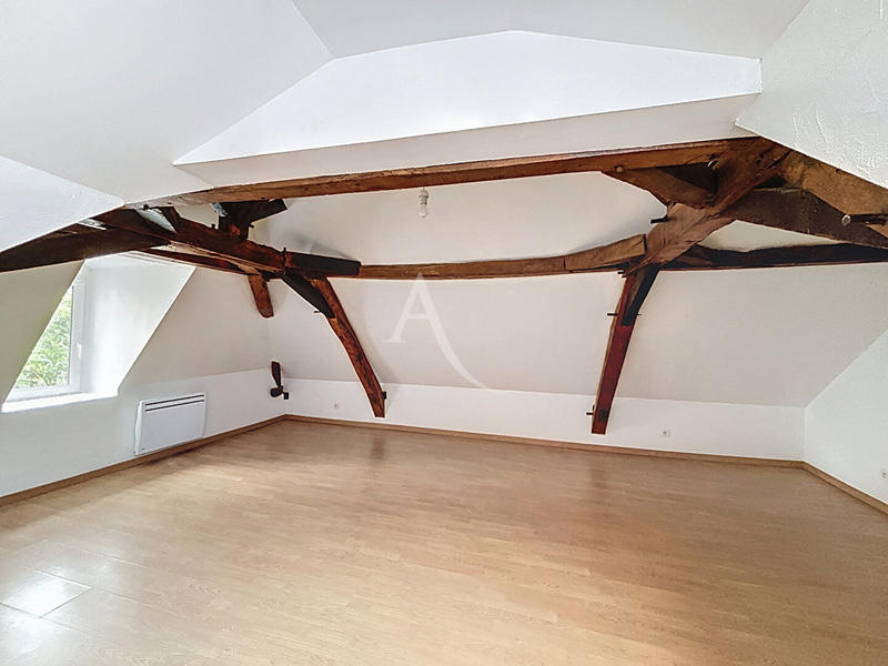 Maison - 96 m² - 4 pièces