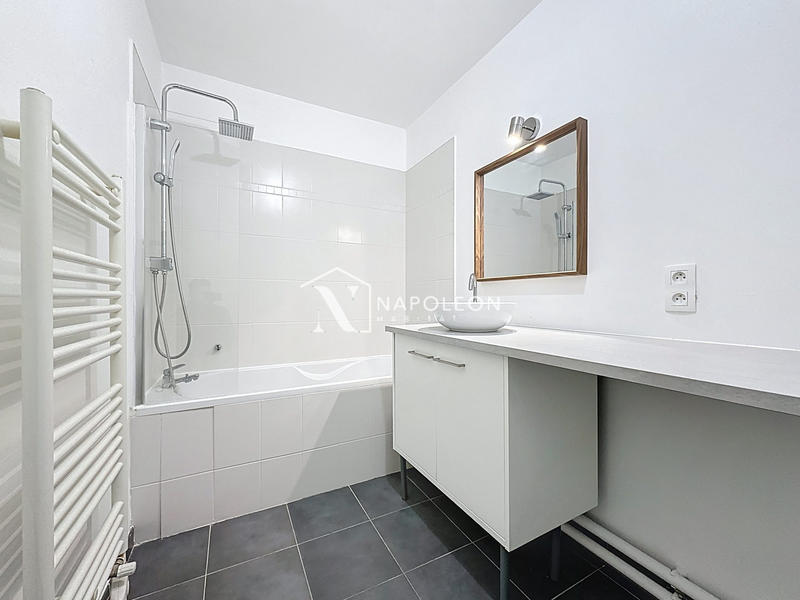 Appartement - 72 m² - 3 pièces