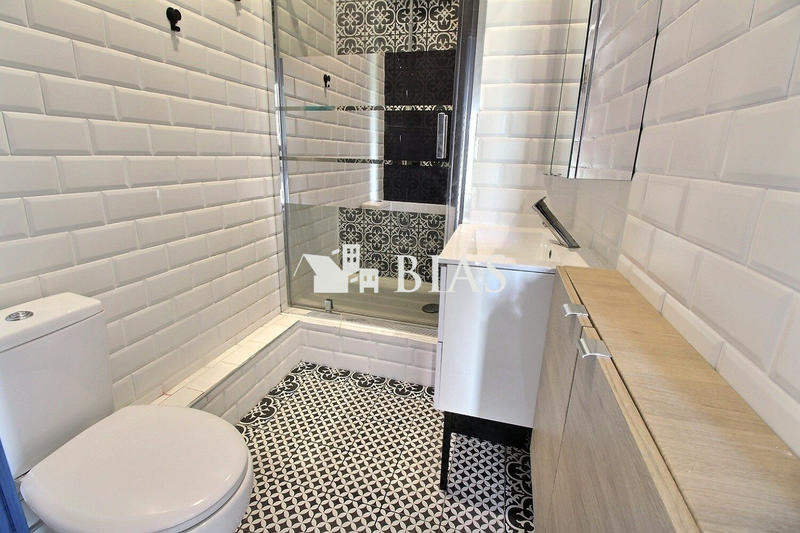 Maison contemporaine - 260 m² - 6 pièces