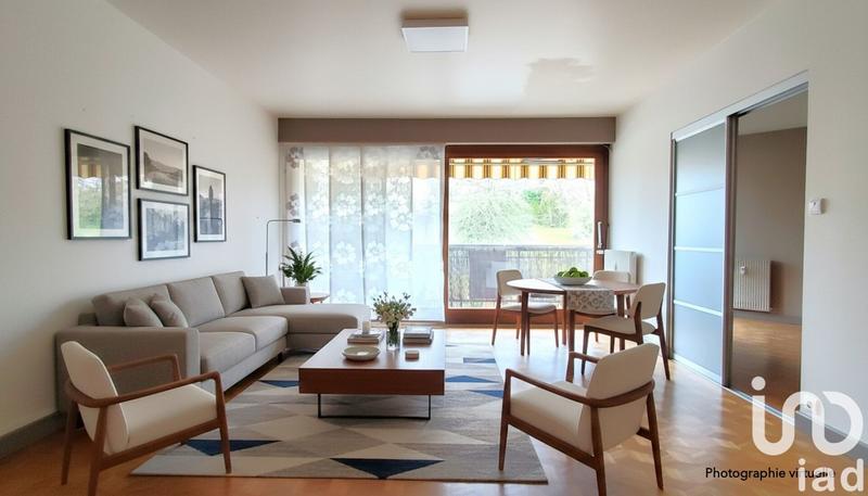 Appartement - 93 m² - 5 pièces