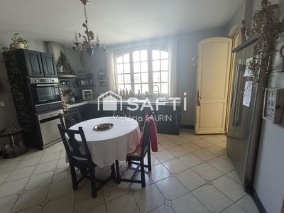Maison - 182 m² - 6 pièces