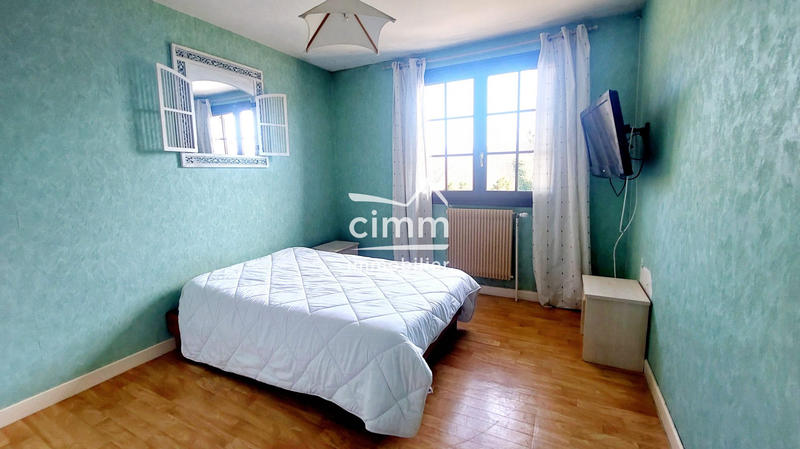 Maison - 184 m² - 6 pièces