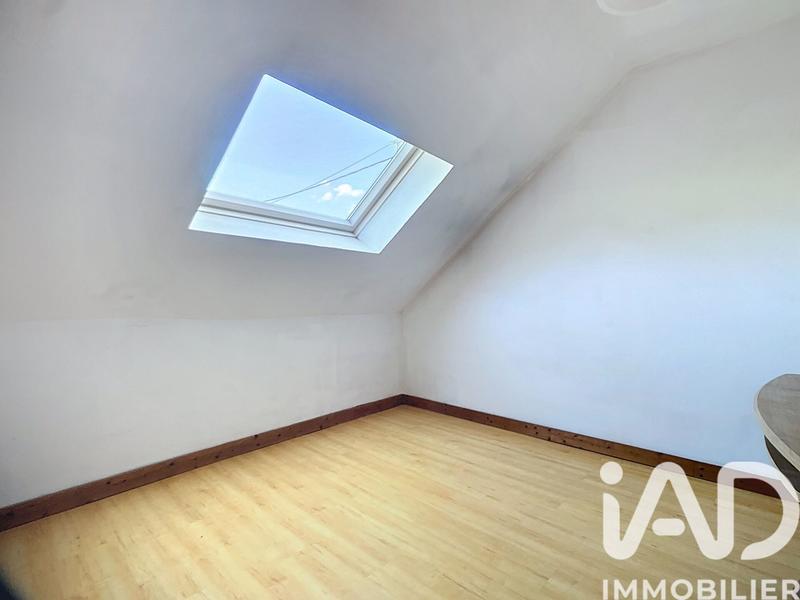 Maison - 121 m² - 7 pièces