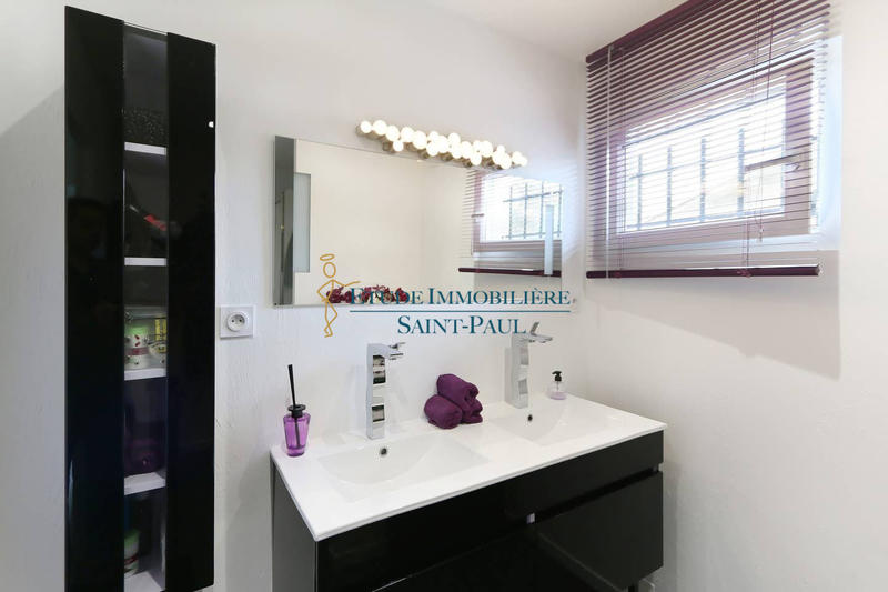 Villa - 245 m² - 9 pièces