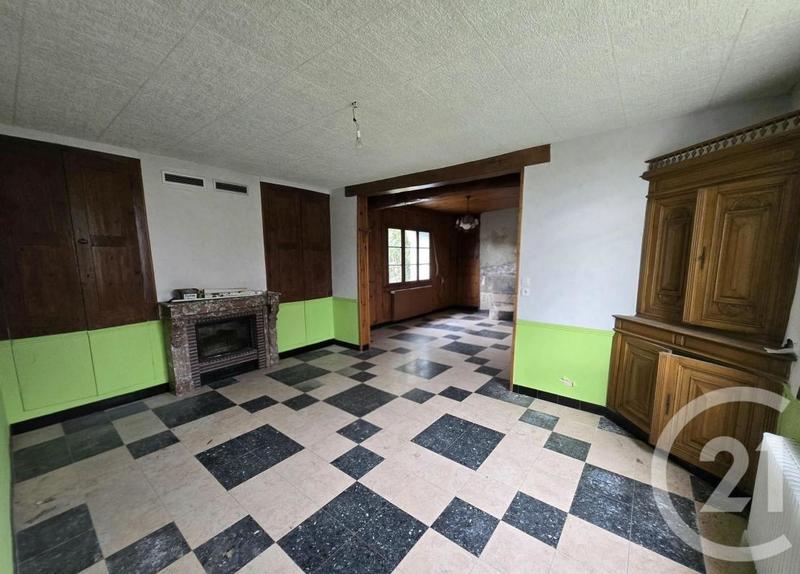 Maison - 99 m² - 6 pièces