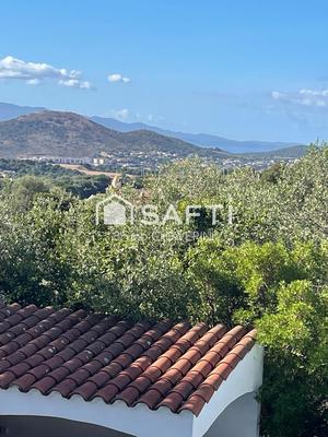 Maison - 176 m² - 5 pièces