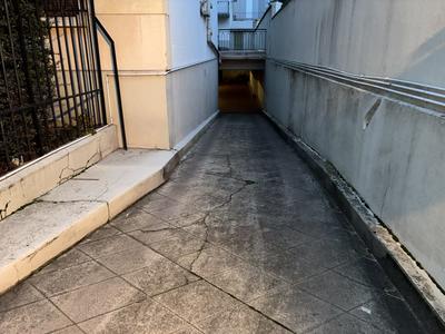 Parking / Garage - 14 m²