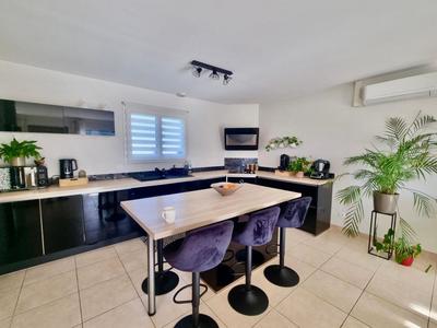 Maison - 110 m² - 4 pièces