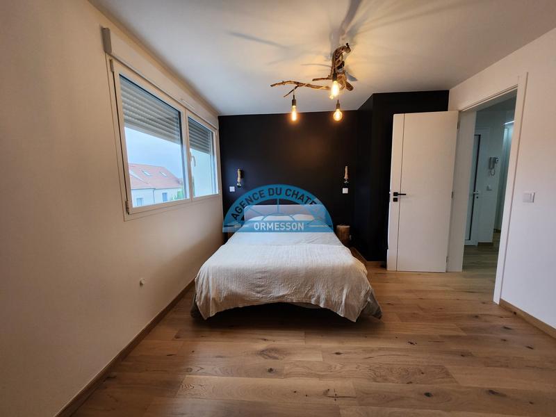 Maison - 253 m² - 11 pièces