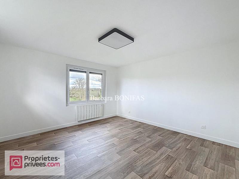 Maison - 180 m² - 5 pièces