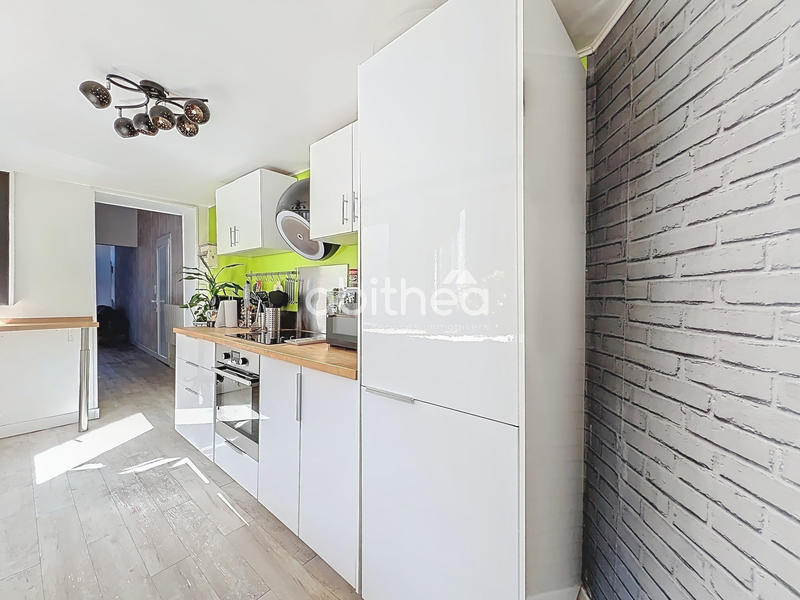 Maison - 103 m² - 5 pièces